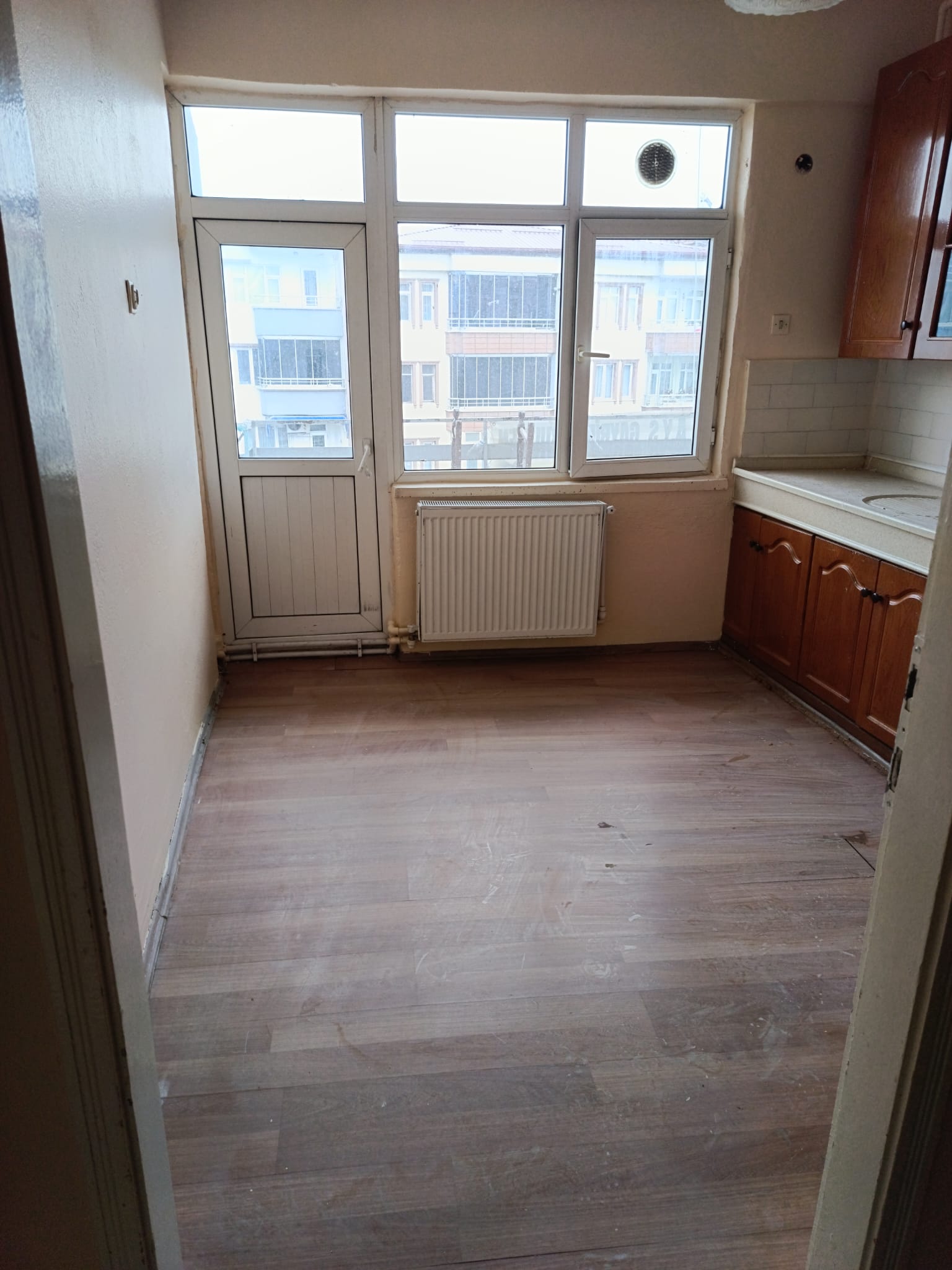 A.Y.S. GAYRİMENKUL DEN KİRALIK BULVARDA 2+1 DAİRE