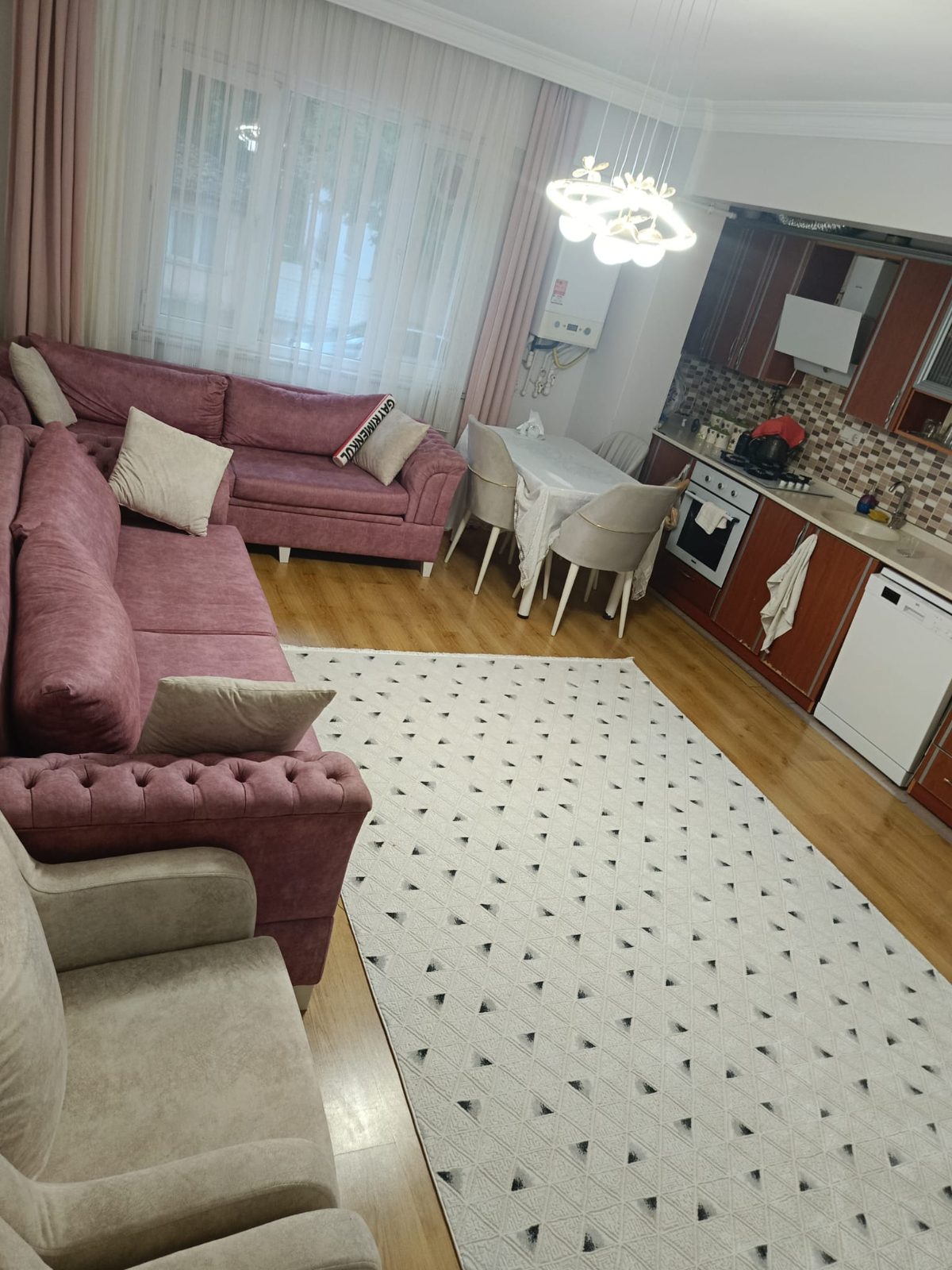 A.Y.S. GAYRİMENKUL DEN SATILIK 3+1 DAİRE