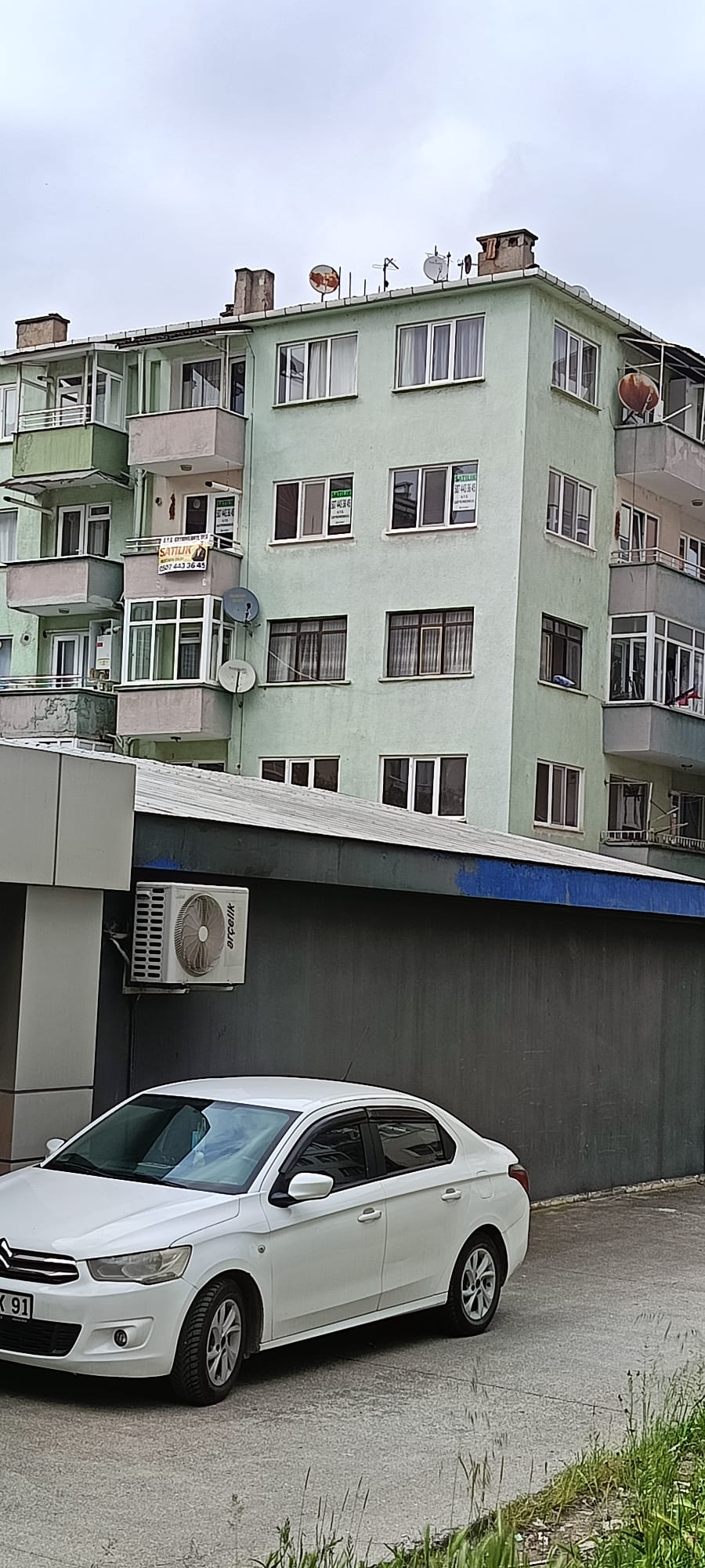 A.Y.S. GAYRİMENKUL DEN BAFRA DA  SATILIK 2+1 DAİRE