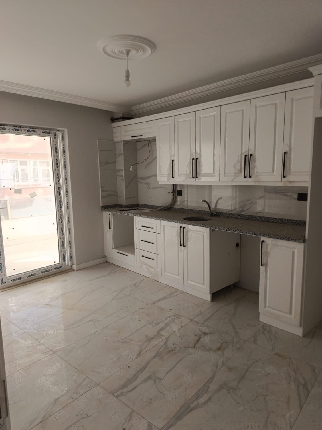 A.Y.S. GAYRİMENKUL DEN BAFRA DA SATILIK LÜX 3+1 DAİRE